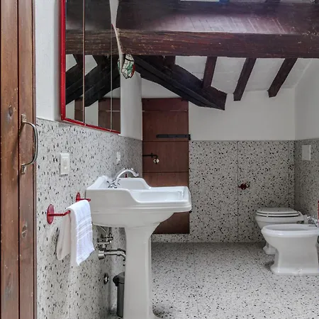 Casa Degli Adelardi - Rooftop View & Historic Charm